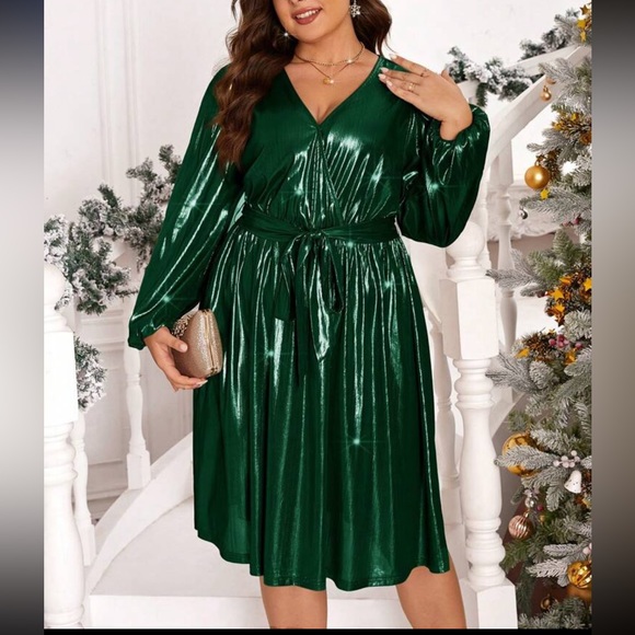 Classic Dark Green Satin Mini Dress Party Holiday Luxe - Picture 5 of 5